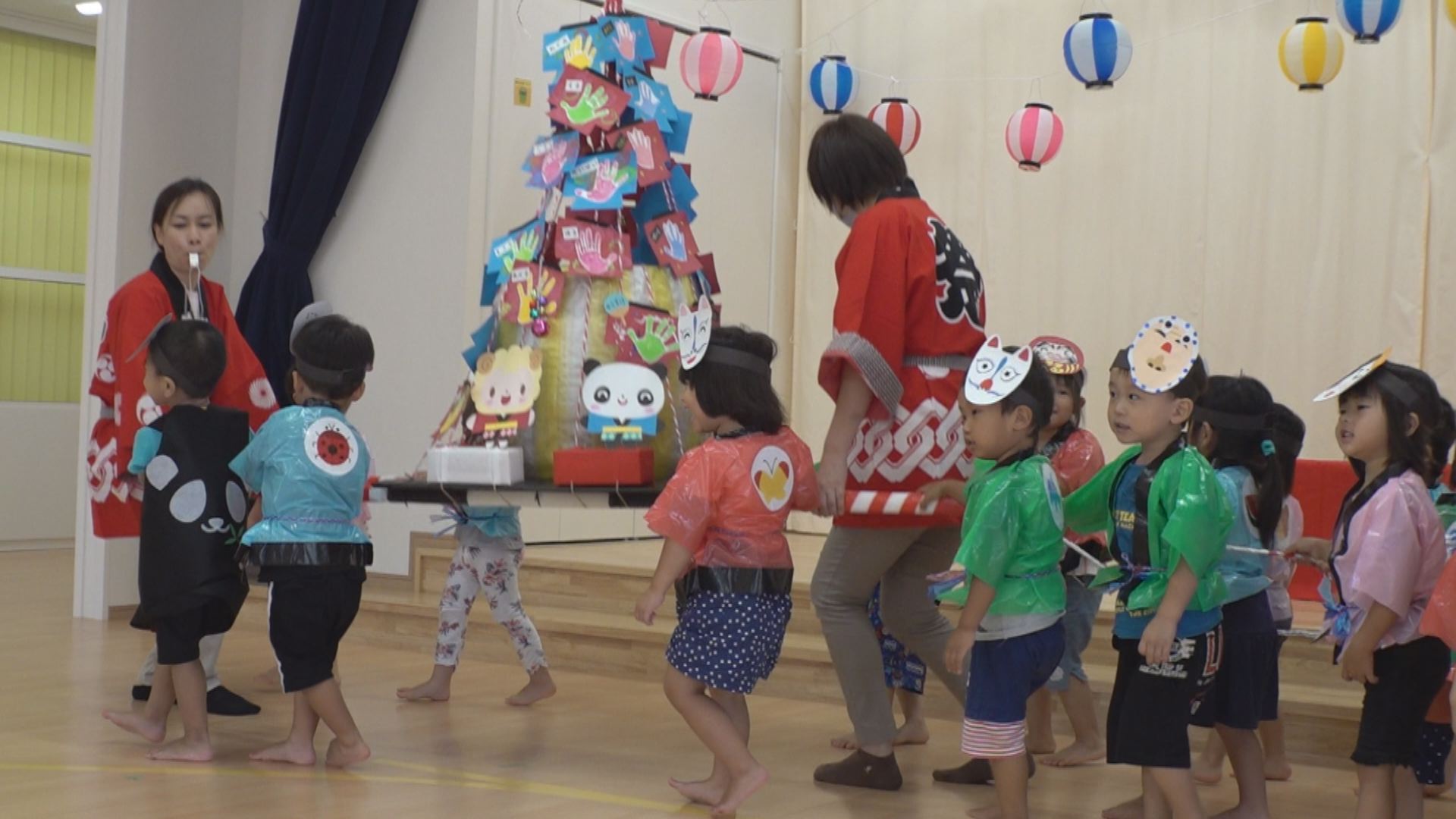 縁日ごっこで大はしゃき！ベビーサンクスすくすく寺町
