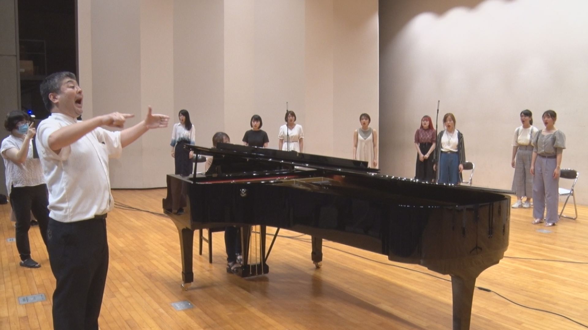 直江津東中 合唱部休部へ 歌をCDに録音！