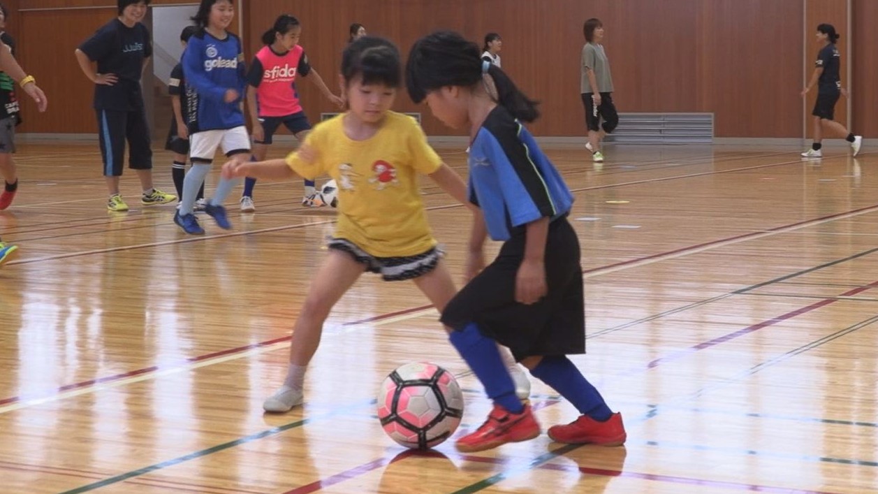 目指せ〝なでしこ〟 女子サッカー体験会