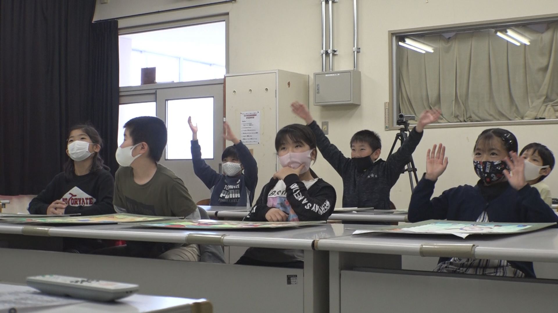 山部・針・宮嶋小の3・4年生がオンライン交流会