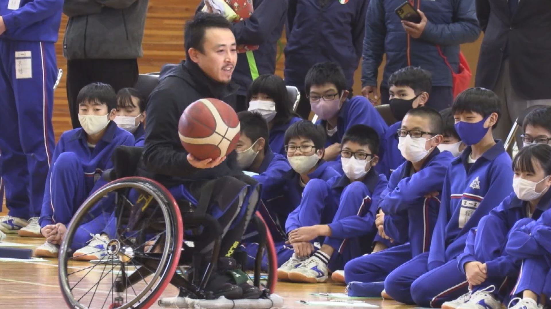 人生つらい時に大切なのは？ 妙高高原中で講演会