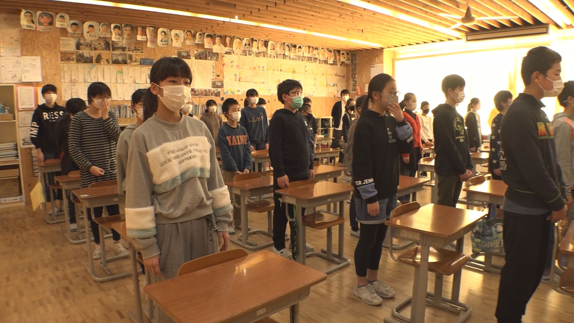 新井小学校 校内放送で2学期の終業式