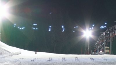 まるでSF！ロッテアライリゾートでドローンショー