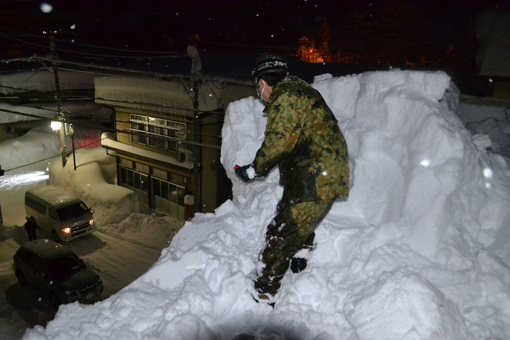 自衛隊災害派遣 上越市での除排雪作業完了