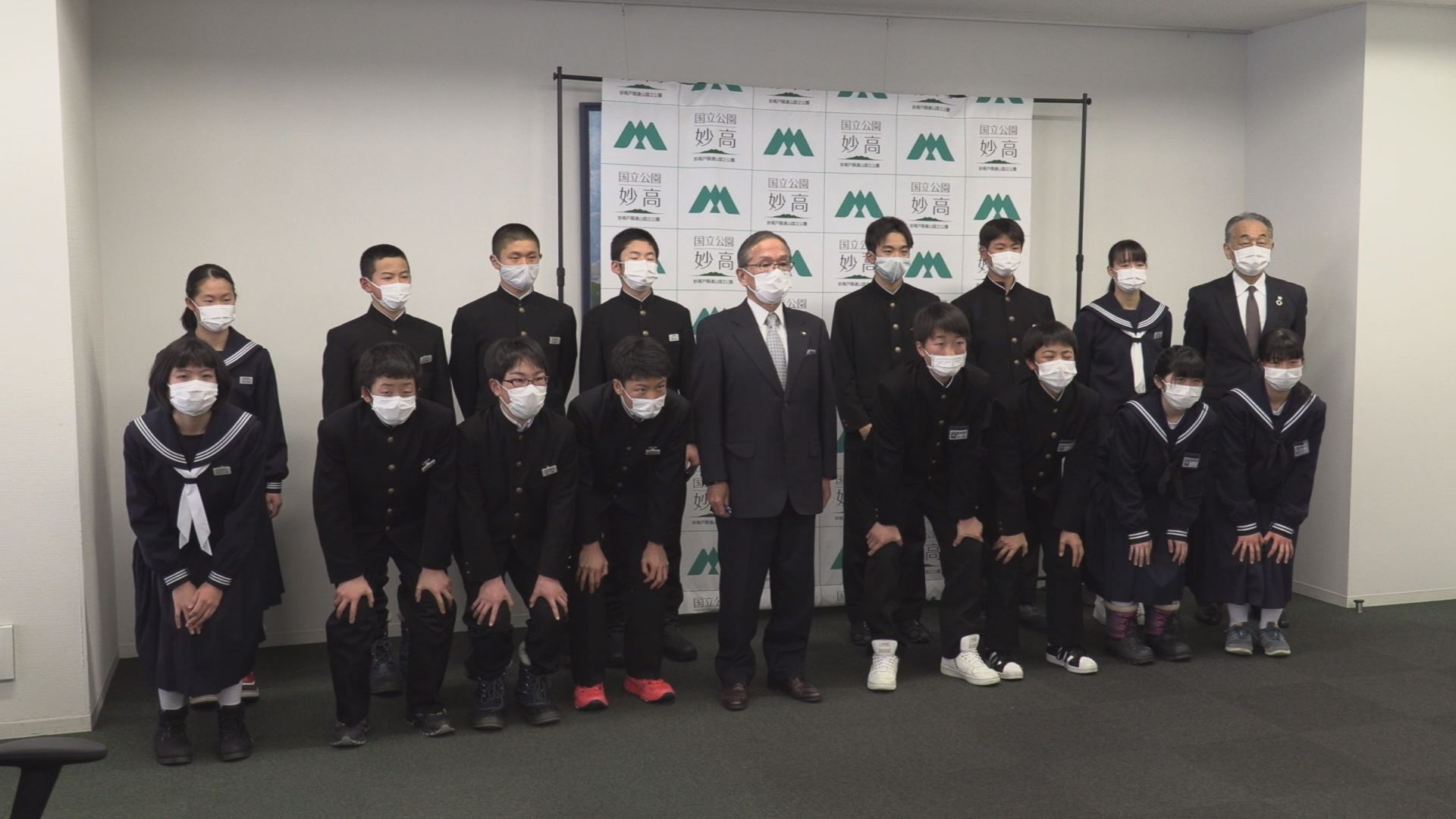悔しさをバネに！県中スキー大会の結果 妙高市長に報告