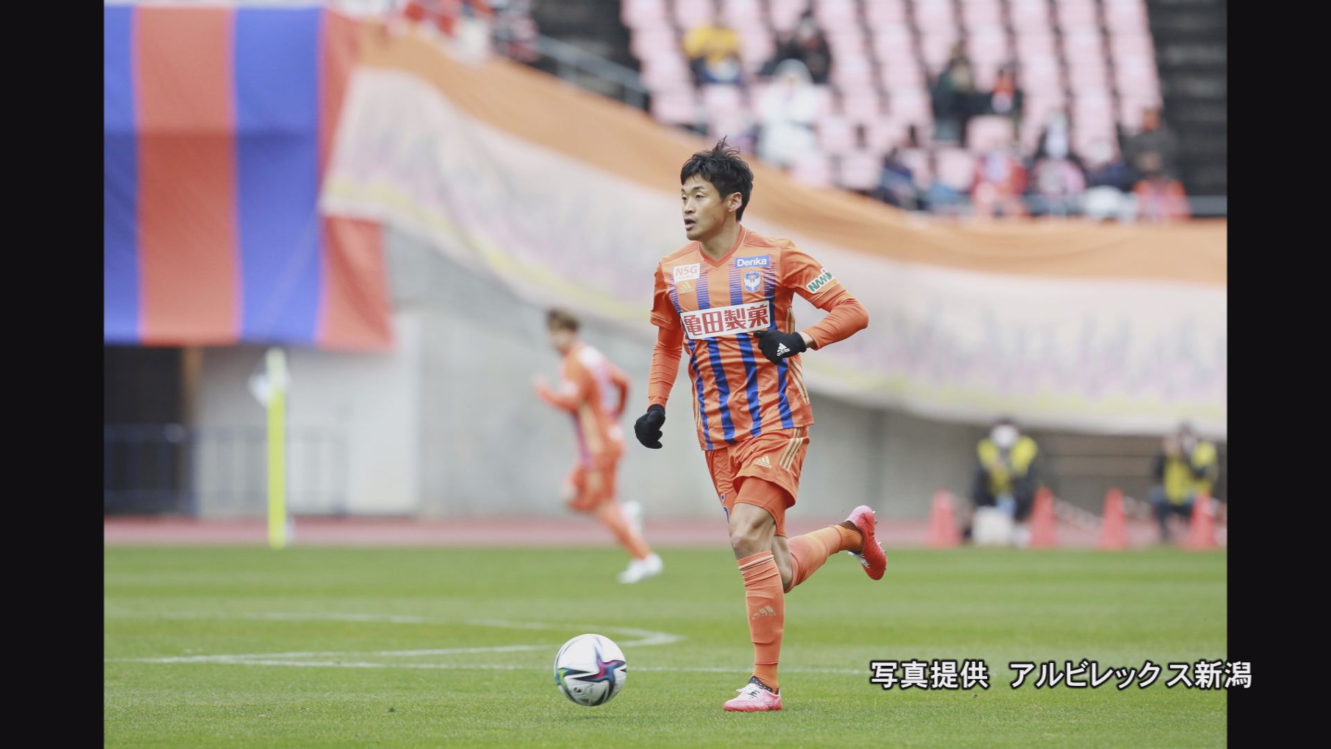 大瀁小6年生 アルビ千葉選手からプロスポーツの世界学ぶ | 上越妙高