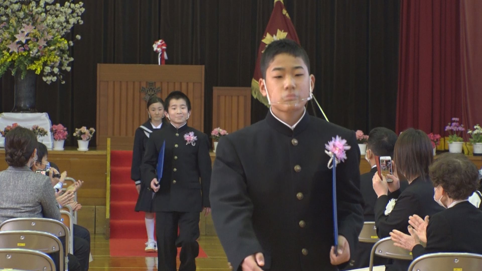 今年度で閉校の板倉区3小学校で最後の卒業式