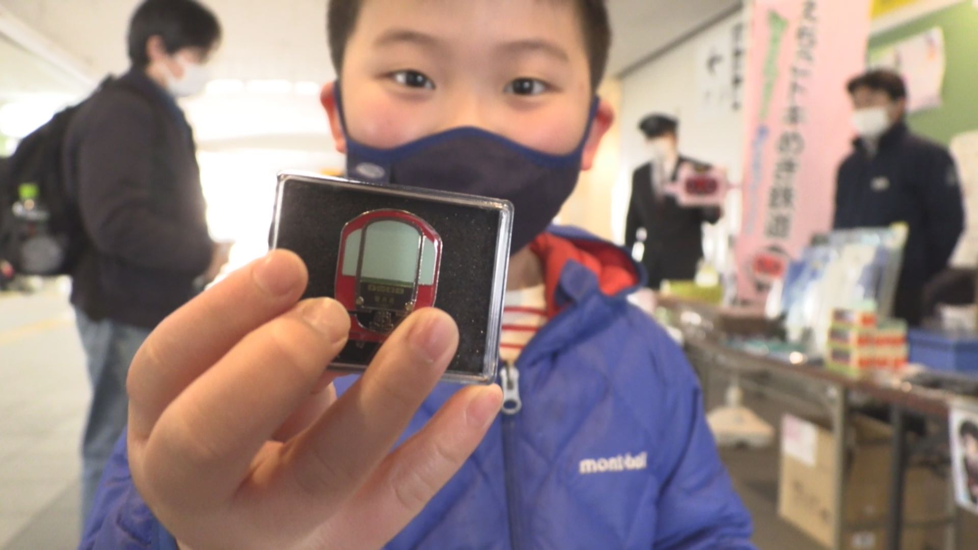 直江津駅に活気 トキ鉄が開業6周年イベント
