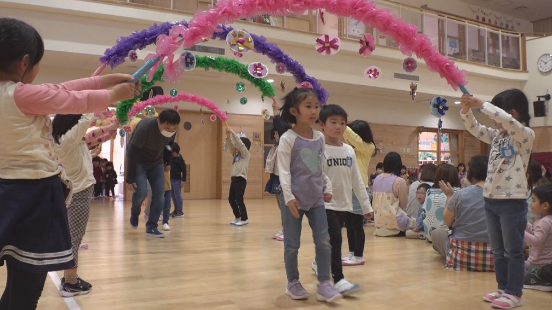 仲良くしようね！なおえつ保育園で新入園児の歓迎会