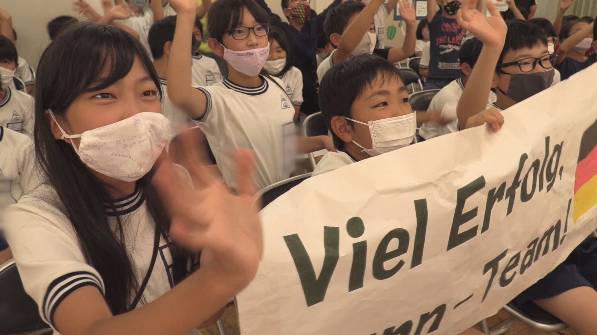 本物のアスリートにエール！ドイツ選手と上越市の児童が交流