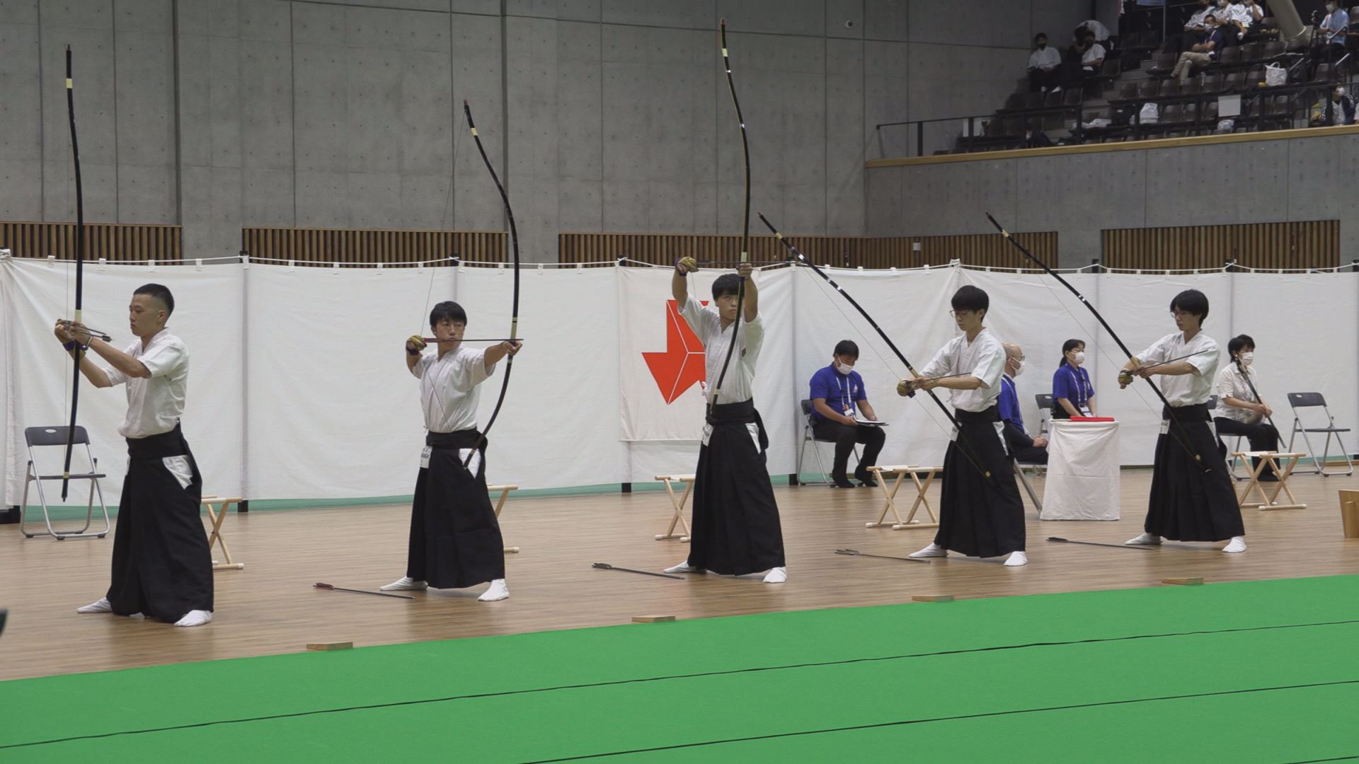 インターハイ弓道  男子団体で上総が決勝トーナメント進出
