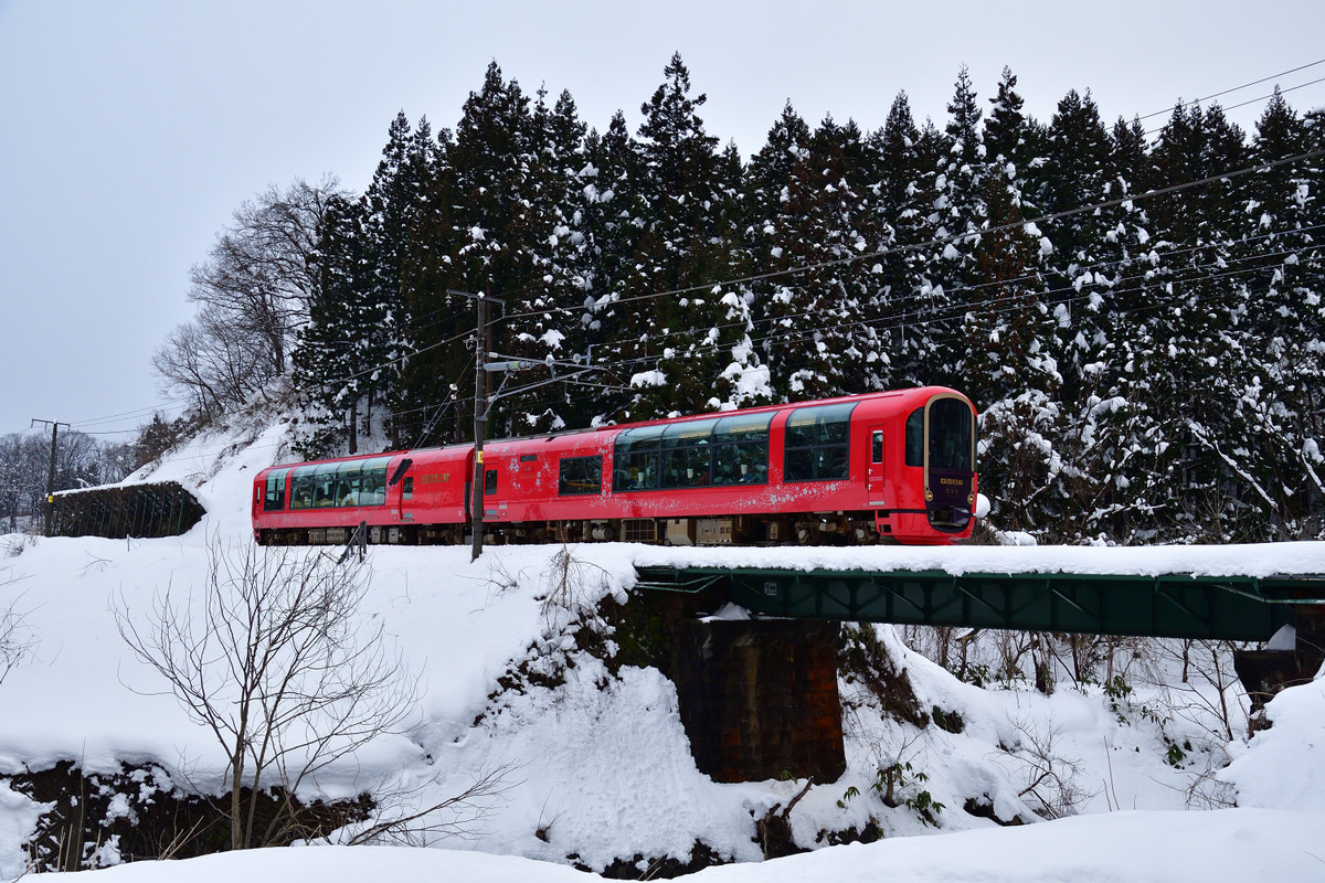 「雪月花」冬の特別運行 あすから受付開始！