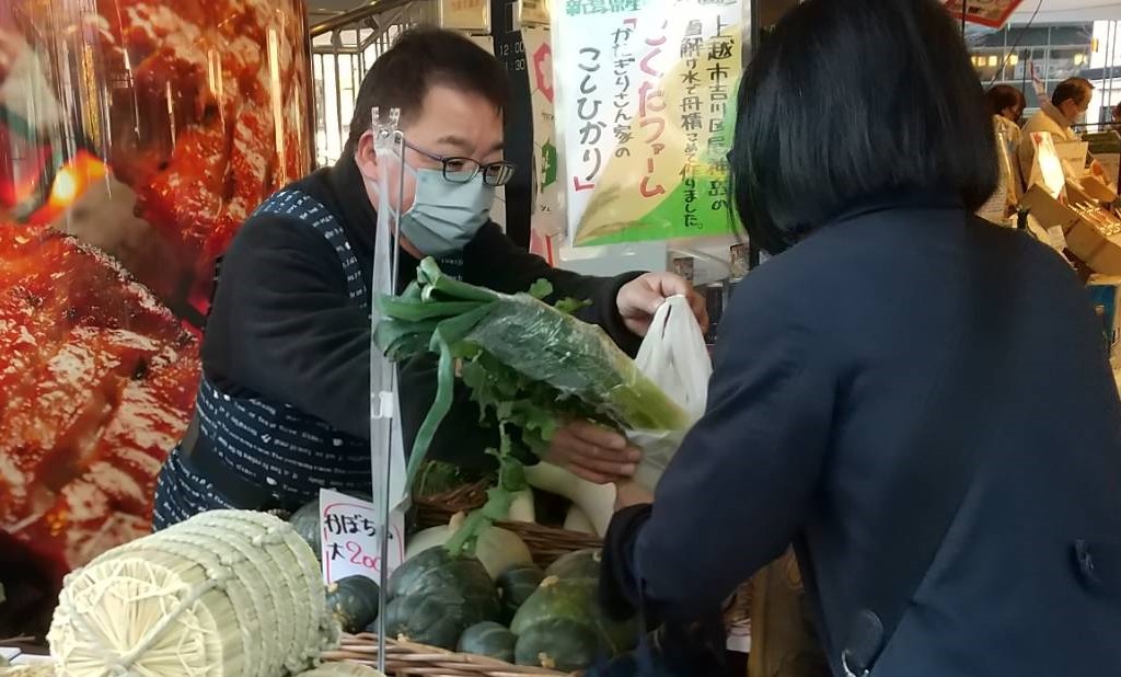うまさ直送！雪国マルシェ 採れたて野菜に新そば！ あす28日まで開催
