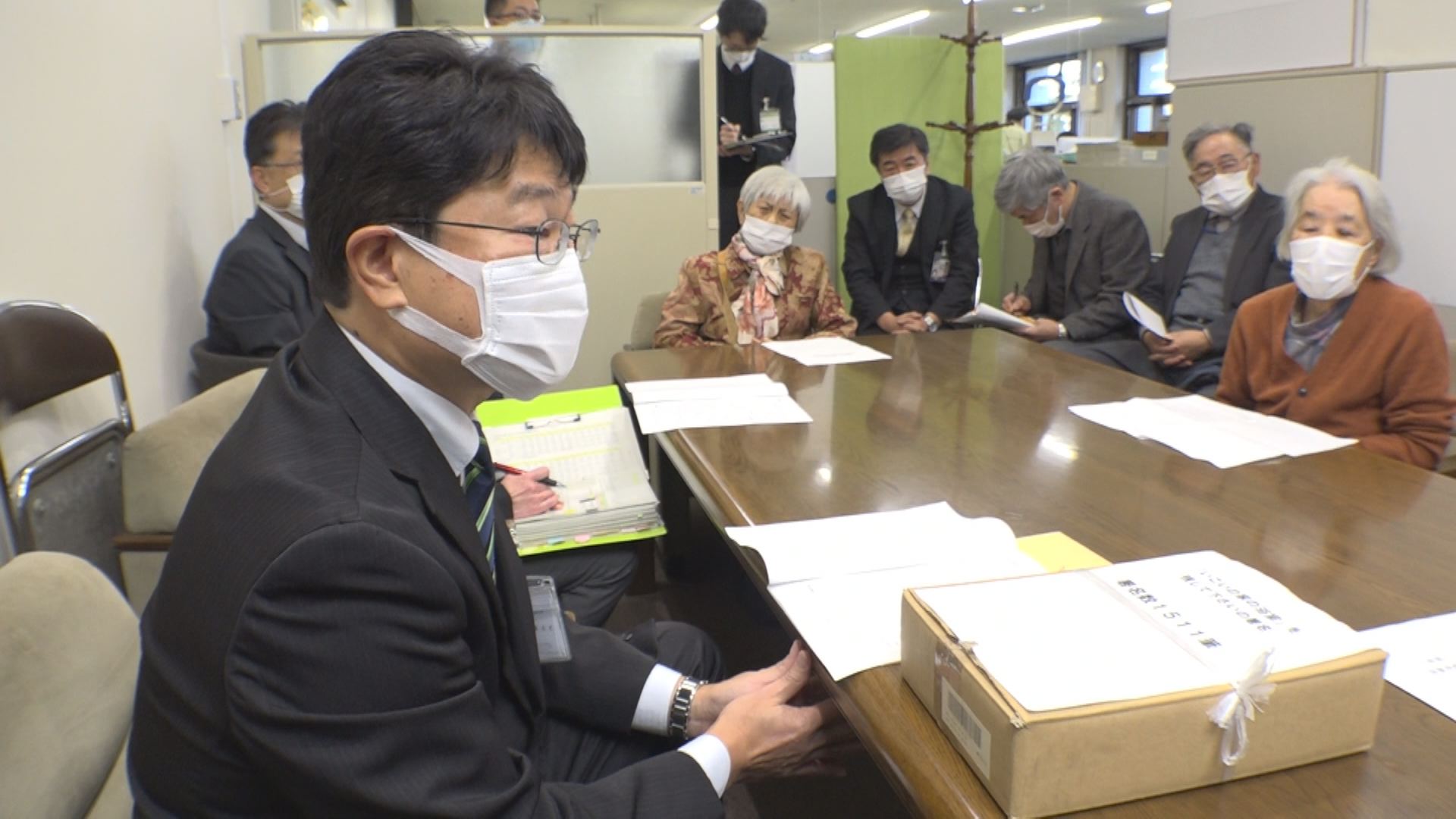 上越市 市民いこいの家浴室  施設存続求め署名1511筆提出