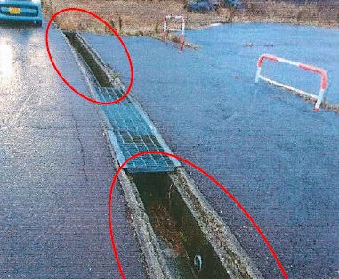 浦川原区の農村公園 グレーチング蓋10枚盗まれる