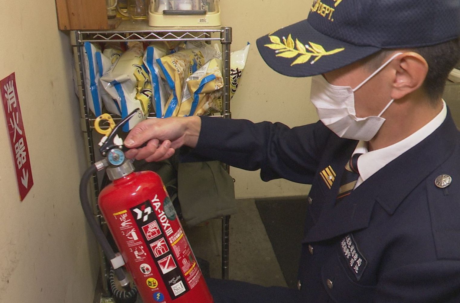 上越市仲町の飲食店で防火パトロール