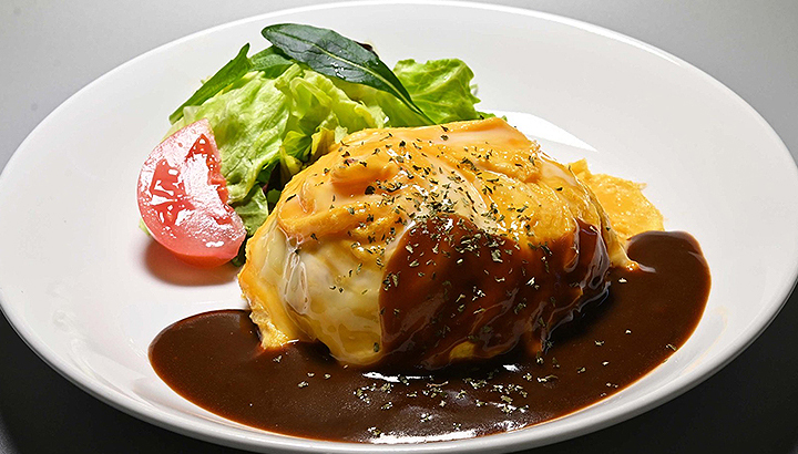 話題のドレス･ド･オムライス 上越地域初登場！上越モールに「ひとのわカフェ」オープン