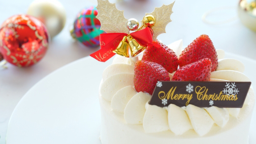 クリスマスケーキ選びの参考に♪2022年チラシを集めてみました④