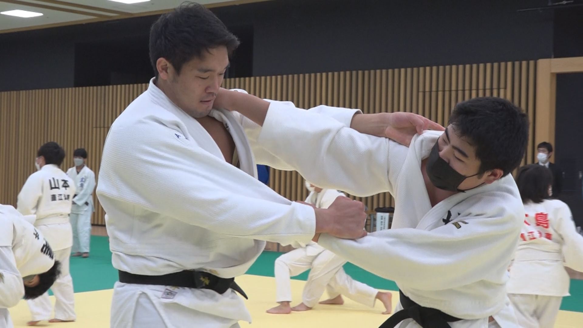 リオ五輪 柔道銅メダリスト 羽賀龍之介選手と小中高生が交流！