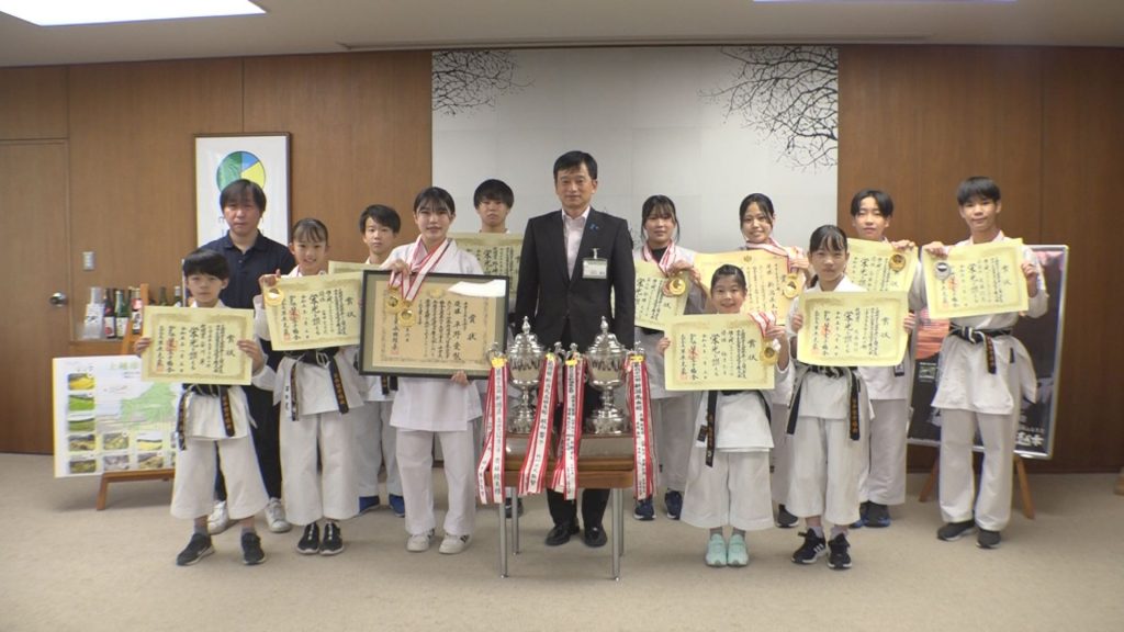 230901_全国空手道選手 市長訪問