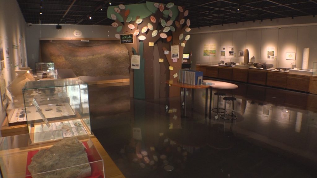 230905_釜蓋遺跡ガイダンス 展示室更新