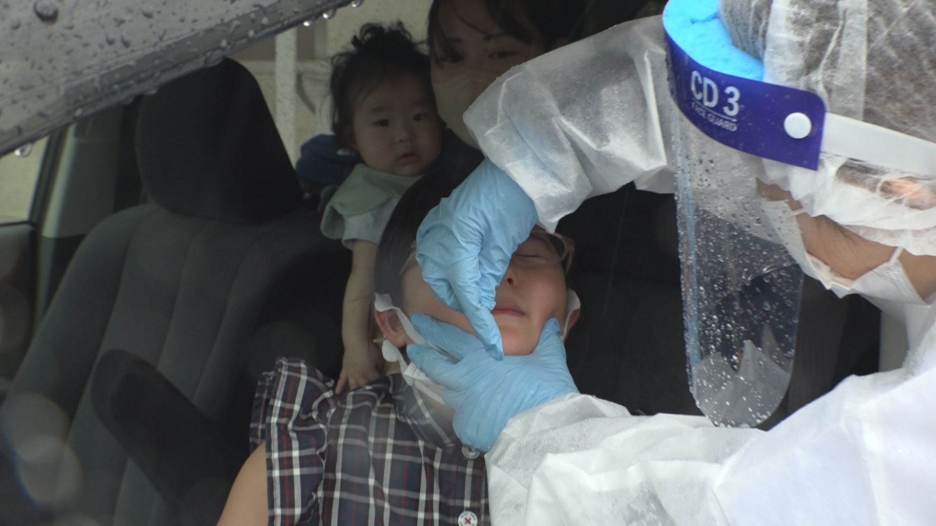 新型コロナに引き続き警戒　保育園や小中学校で集団発生も