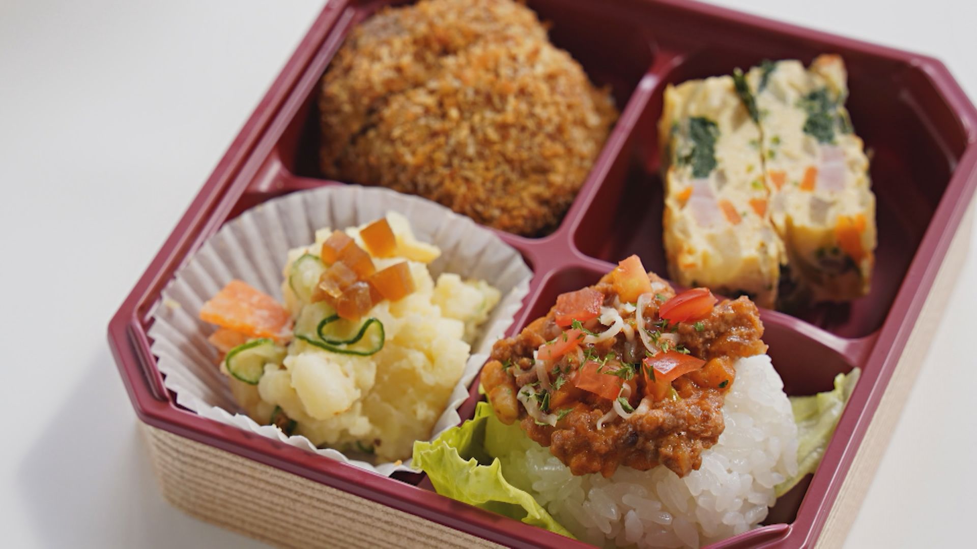 SAKEまつりで楽しむ 五ツ星お米マイスターこだわりのおにぎり＆お弁当「大黒屋商店」