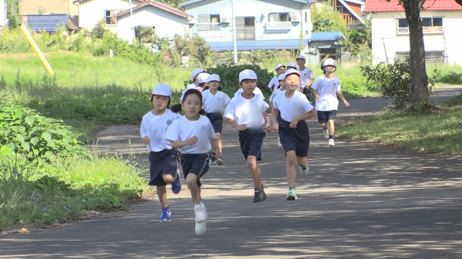 順位を競わないコース設定 新井北小マラソン大会