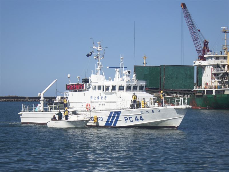 直江津港沖でプレジャーボート故障 巡視艇が長野県の釣り人救助