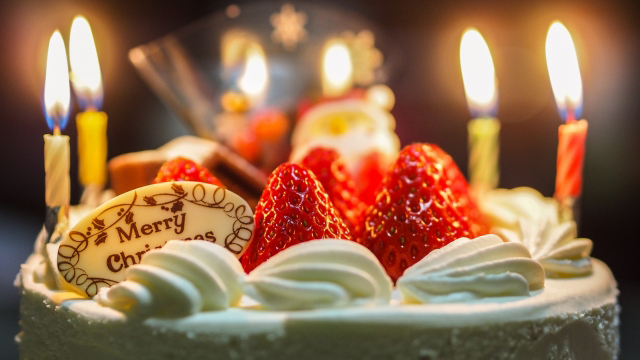 今年のクリスマスケーキはどれにしよう♪2023年チラシを集めてみました④