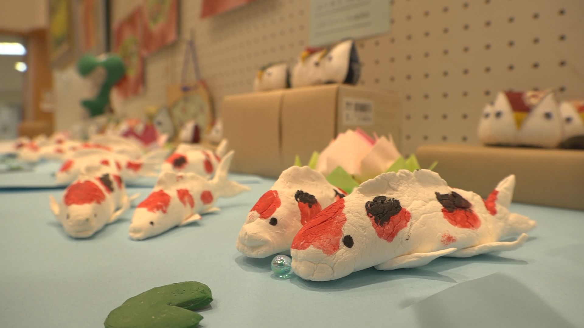 力作620点並ぶ　大潟作品展