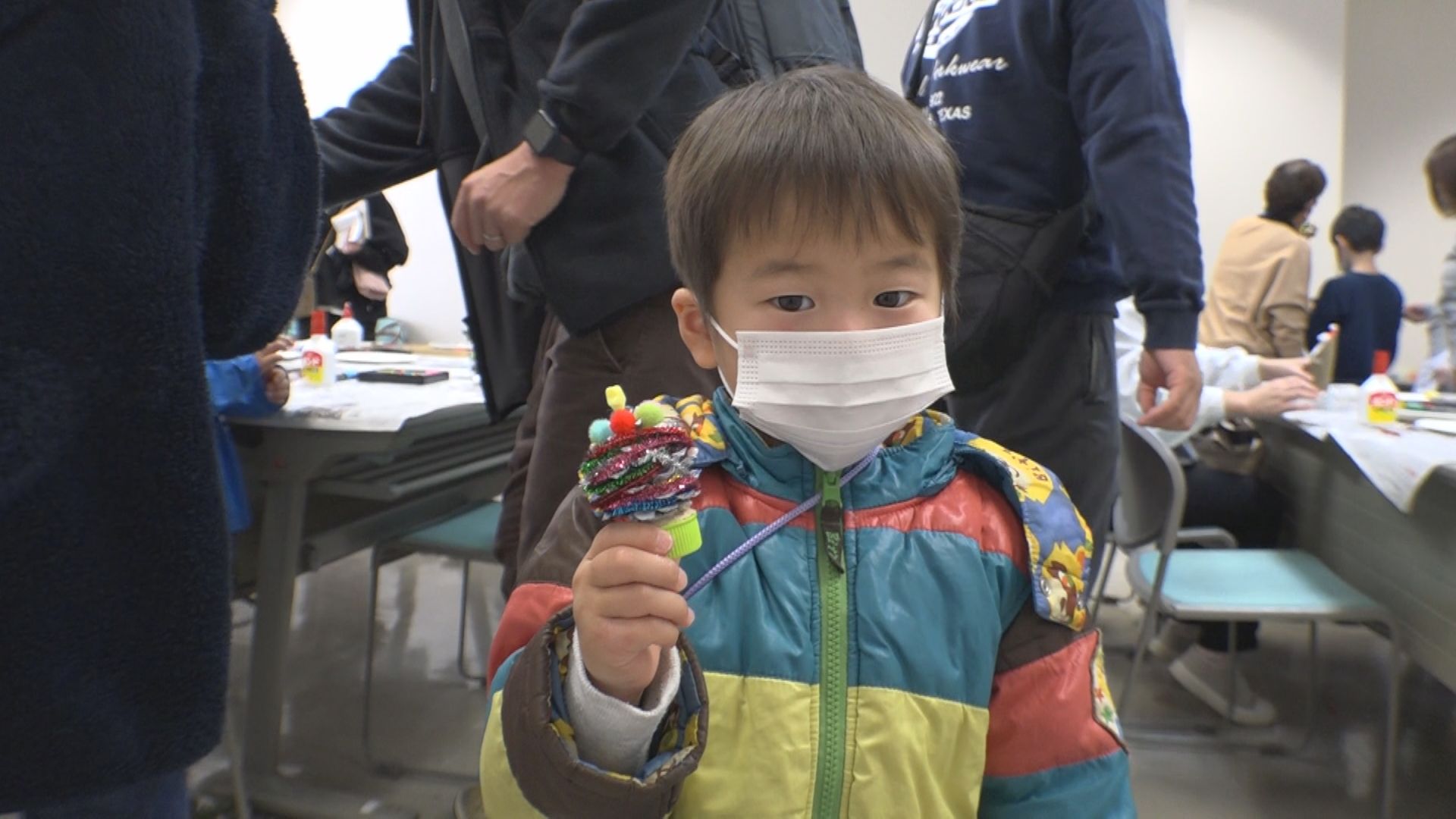 作る楽しさに夢中　クリスマスグッズをつくる体験講座