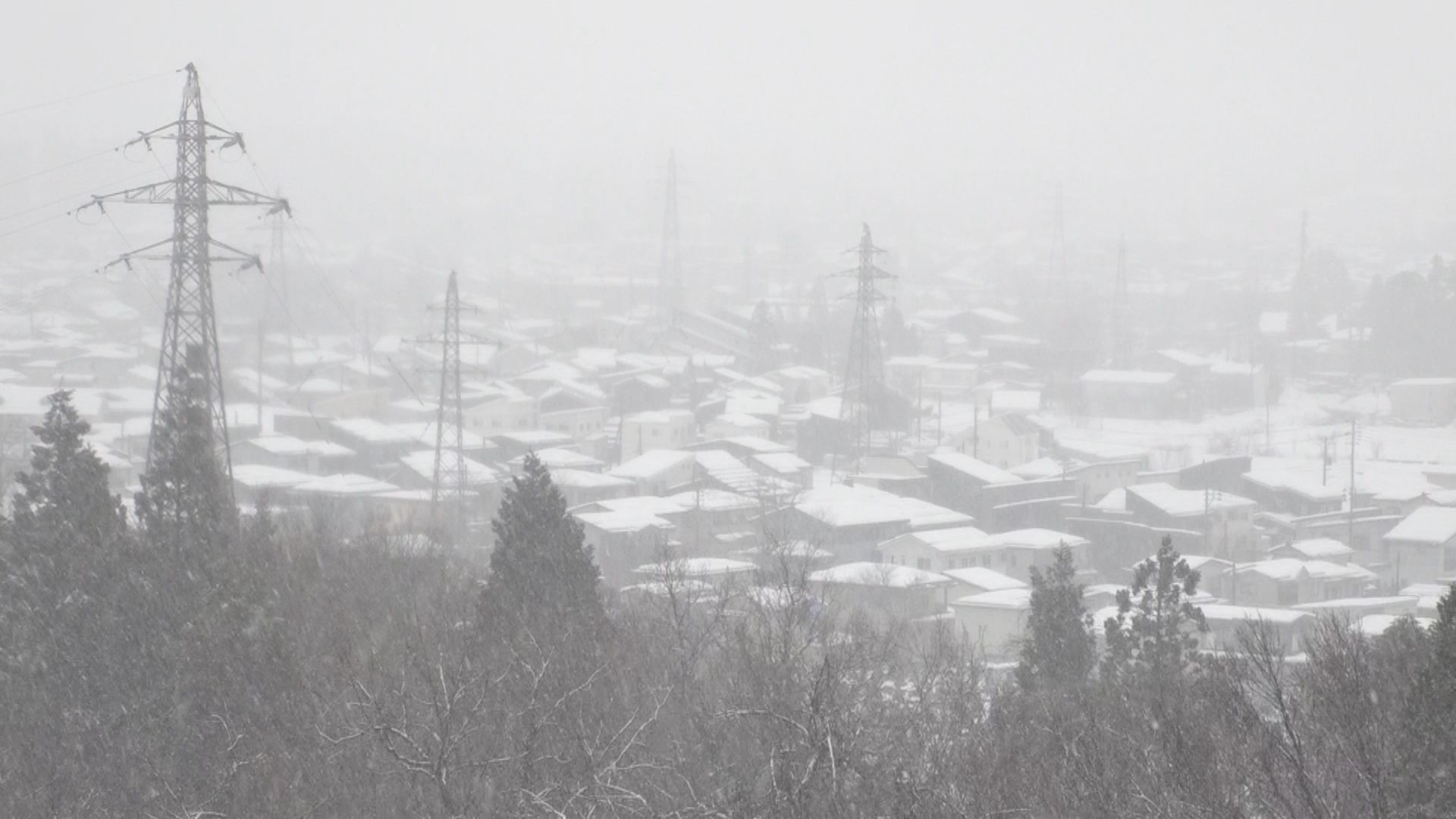 あす16日(火)にかけ 山沿い中心に大雪 警報級のおそれも