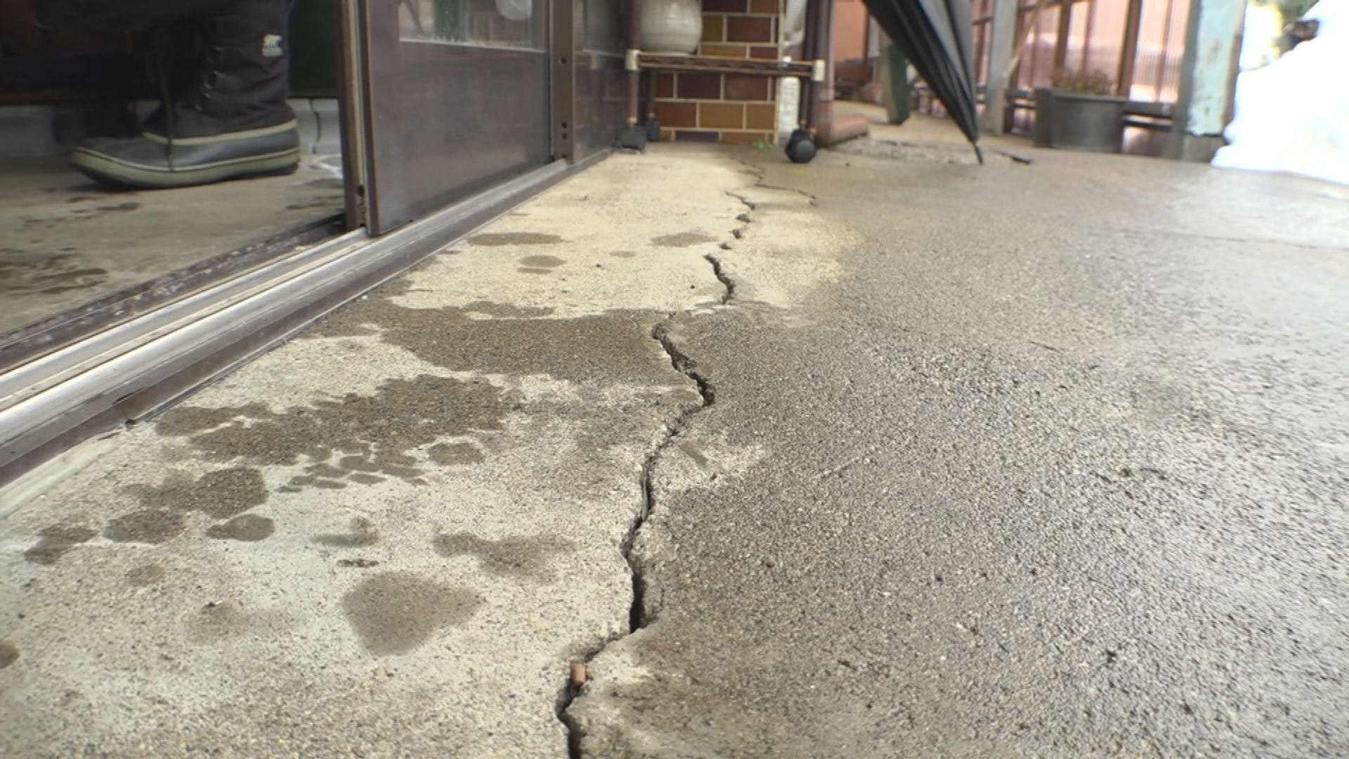 半壊以上の上越市内の世帯に最大400万円を支給