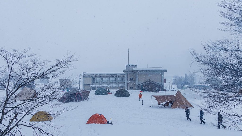 雪原キャンプイメージ