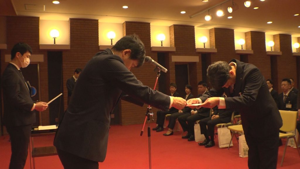 240329_上越市辞職者辞令交付