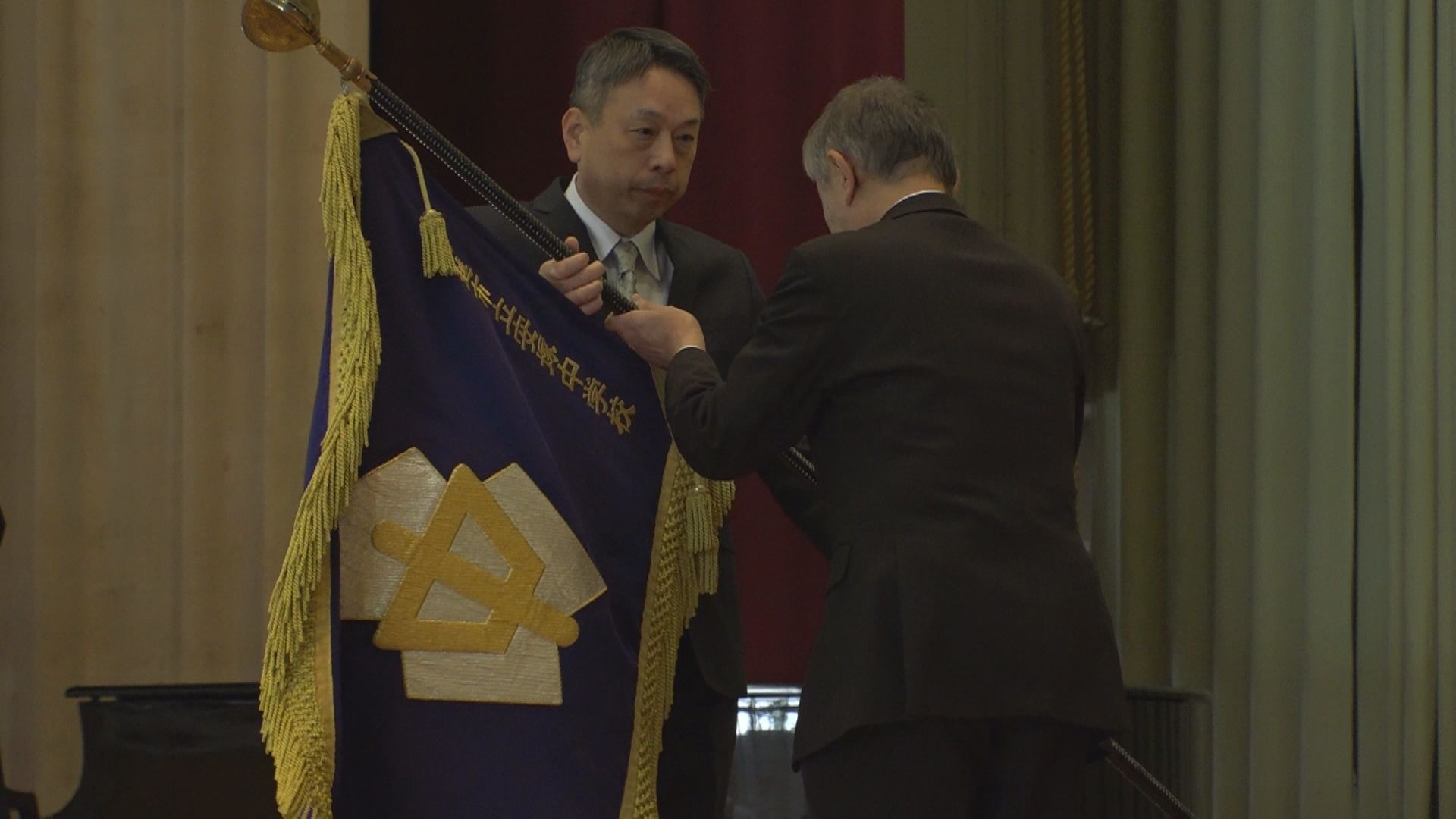 閉校する安塚中学校で「校舎のお別れ式」
