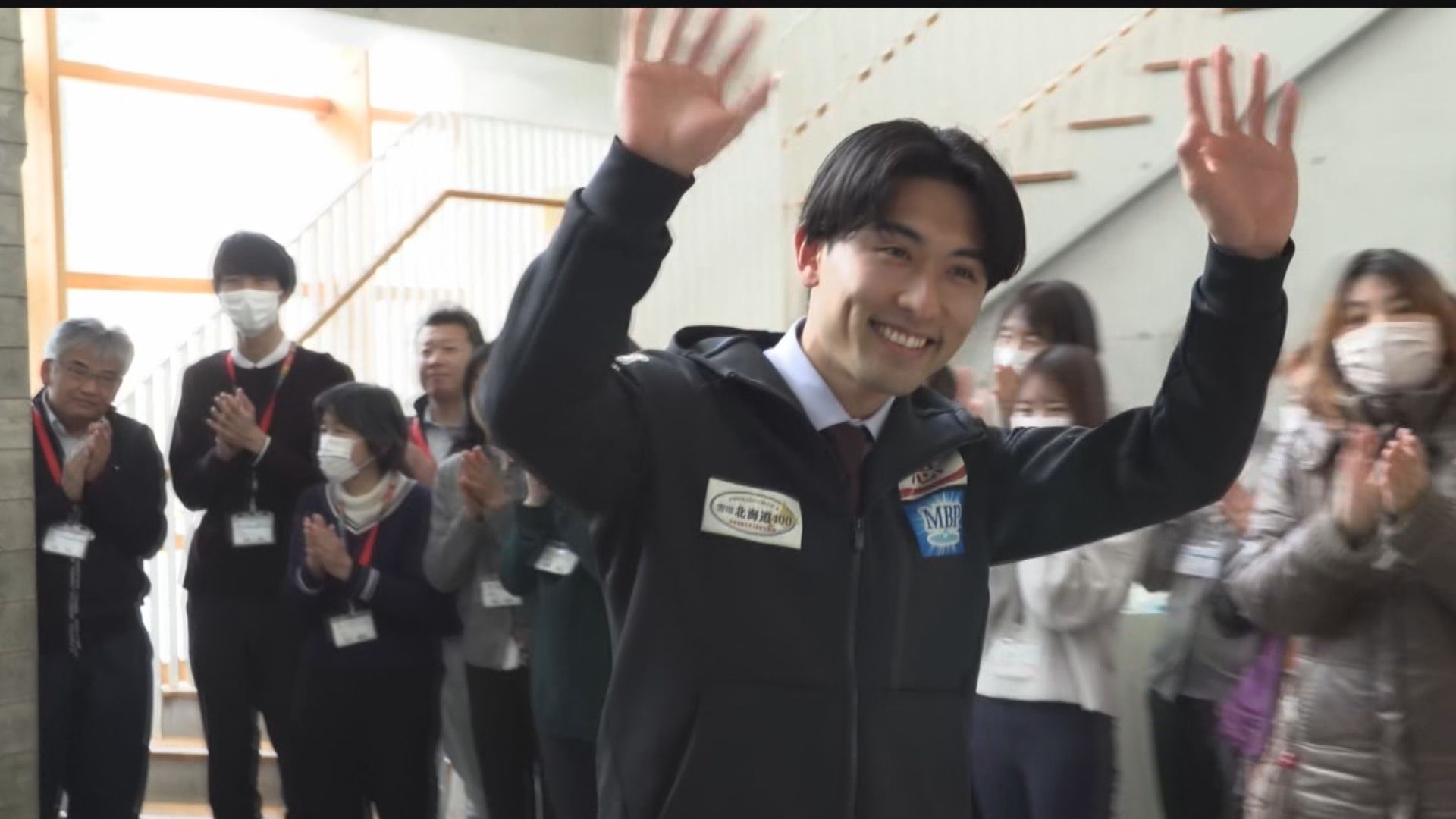 スキージャンプ清水礼留飛さん 城戸市長に引退報告