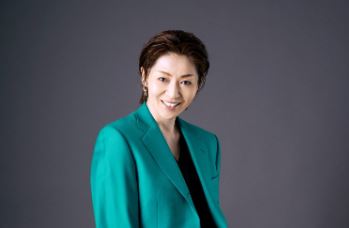 謙信公役に元宝塚の越乃リュウさん！ 第99回謙信公祭