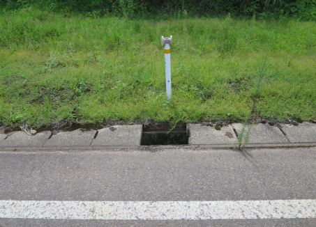 牧区市道 側溝の蓋2枚盗まれる被害