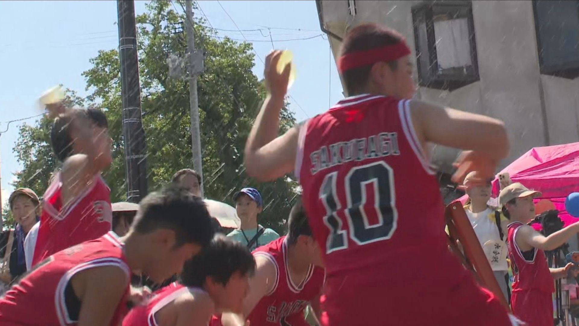 涼しい熱戦！「水合戦」 あらいまつり前日祭