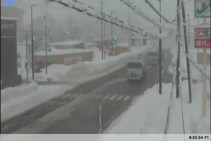 山沿いを中心に大雪 あす朝までに山沿い70センチ、平地30センチ