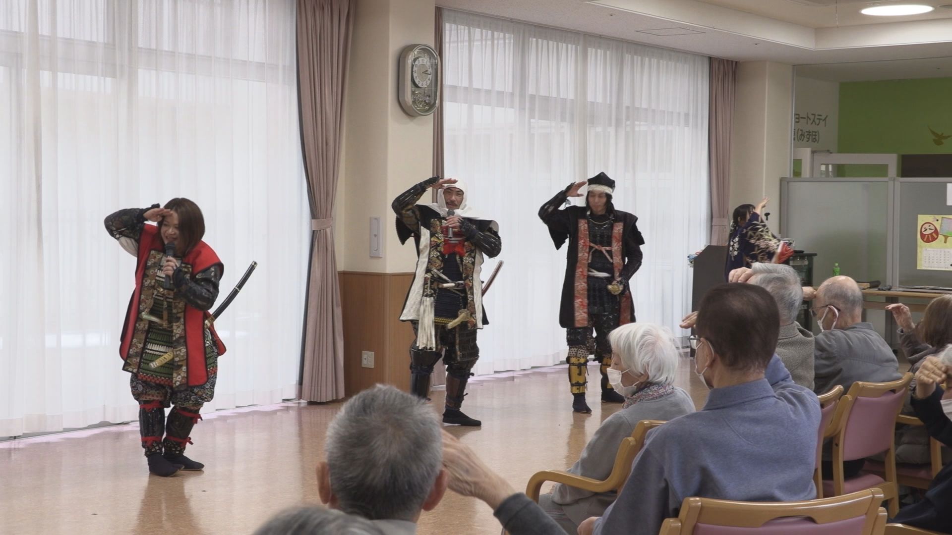 武将隊オリジナルソングで体操♪ 福祉施設の利用者が楽しむ
