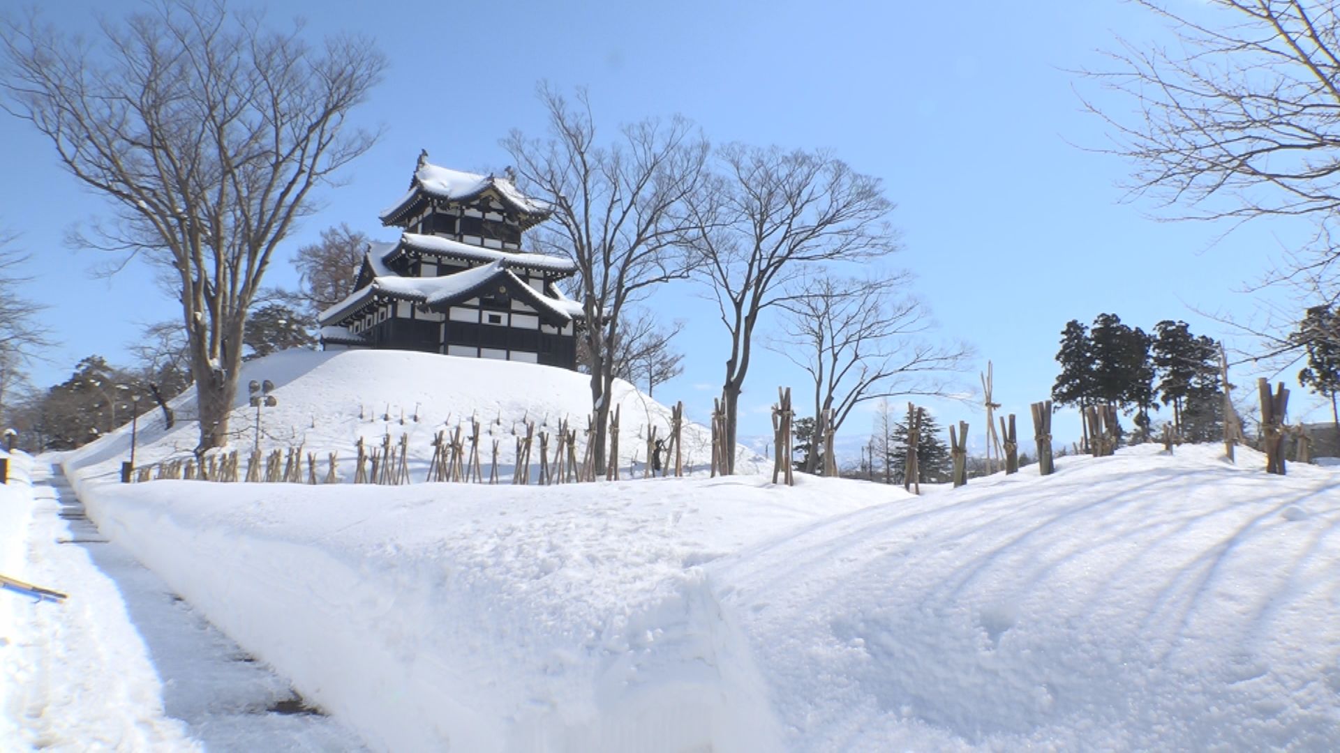各地で気温あがり平年並みに 連休中は除雪中に事故相次ぐ