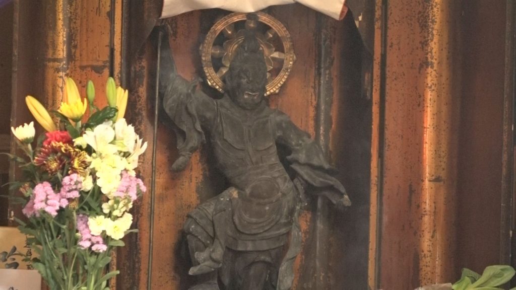 商売繫盛や学業成就を祈願 上越市滝寺の毘沙門堂で例大祭