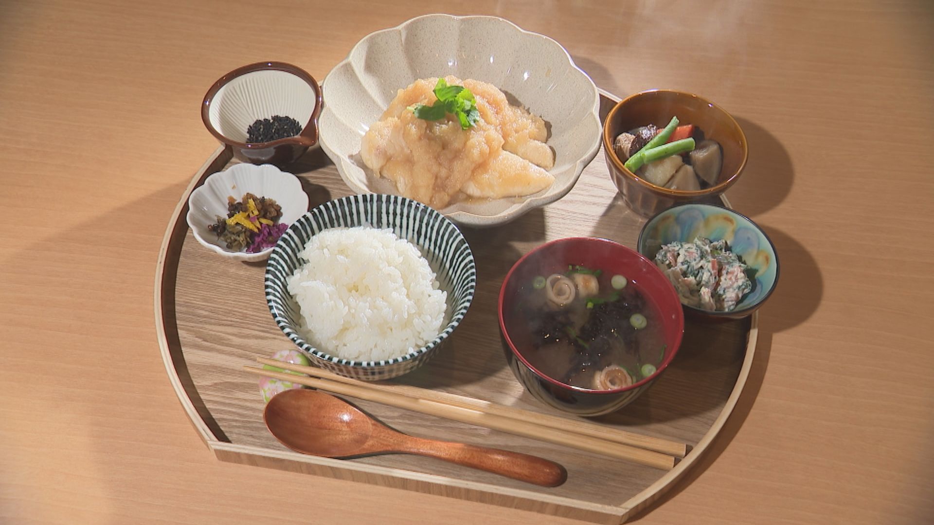 「おばんざい家満々」上越市安江にオープン！優しい味わいの家庭料理を提供