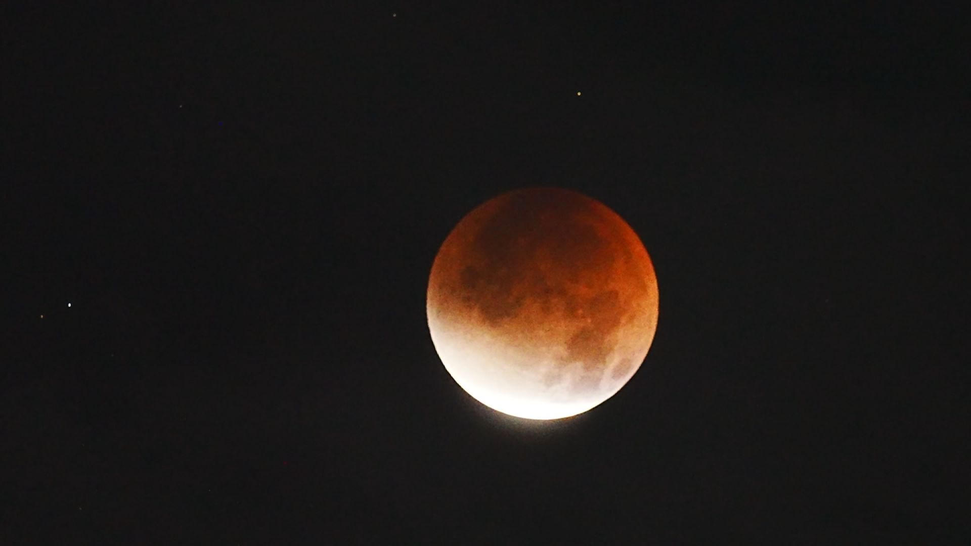 【動画】3年ぶりの皆既月食 上越市でも観測