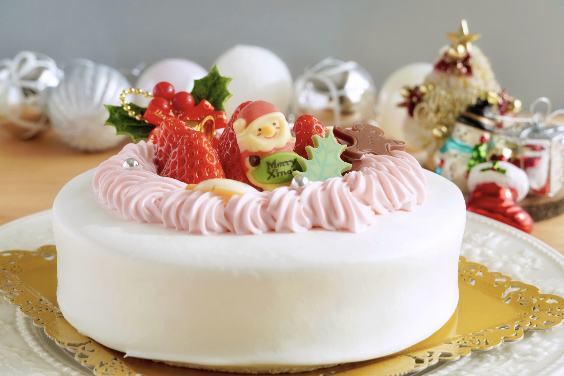 クリスマスケーキ選びの参考に♪2025年のチラシ集めました(2)