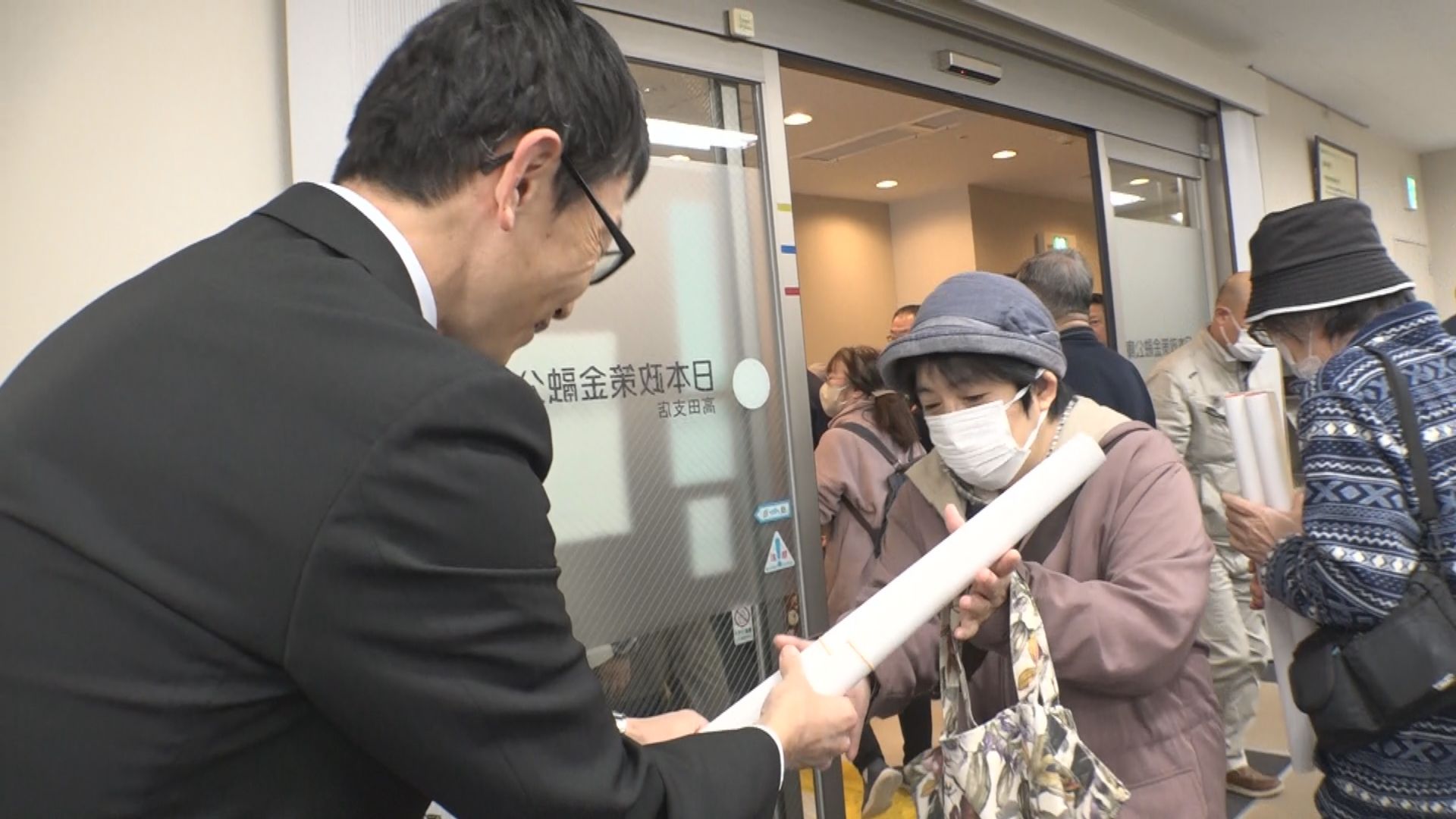 「グラフで見る雪の高田」カレンダー無料配布はじまる