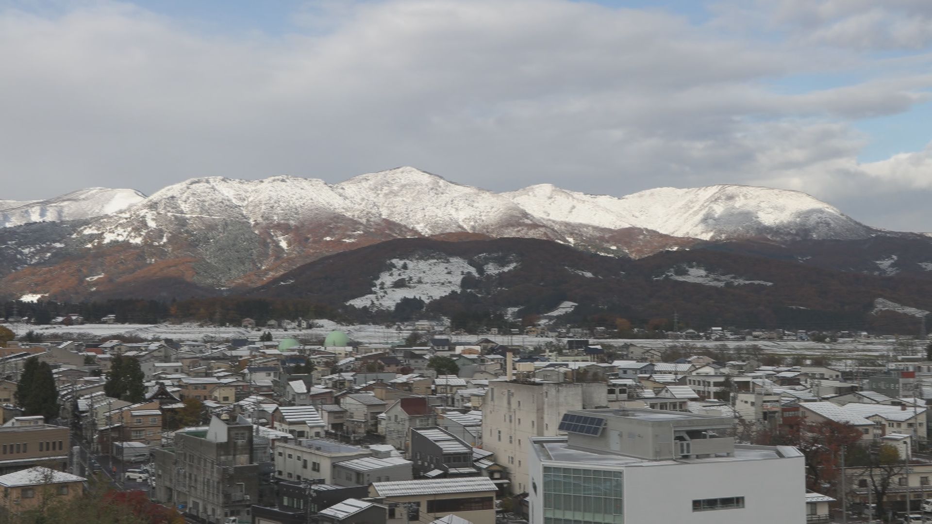 各地で雪化粧  上越地方は19日(水)夕方にかけて土砂災害に警戒を